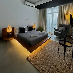33 , Sri Jayewardenepura Kotte Sri Lanka